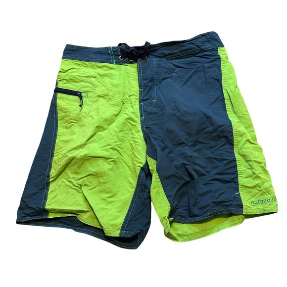 PATAGONIA Men's Minimalist Wavefarer Board Shorts Size 29 In Harlequin: Cilantro - Picture 1 of 8